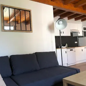 https://superbe-appartement-t3-duplex-ax-les-thermes.midi-pyreneeshotels.com